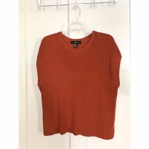 Forever 21 Auburn Short Sleeve Sweater - Size M